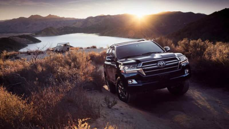 2020 Land Cruiser off road