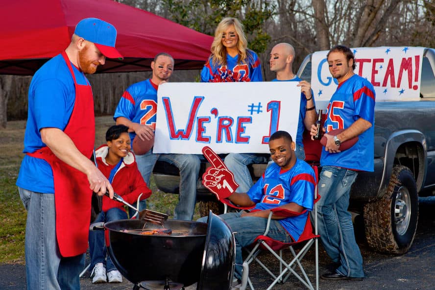 tailgating fans