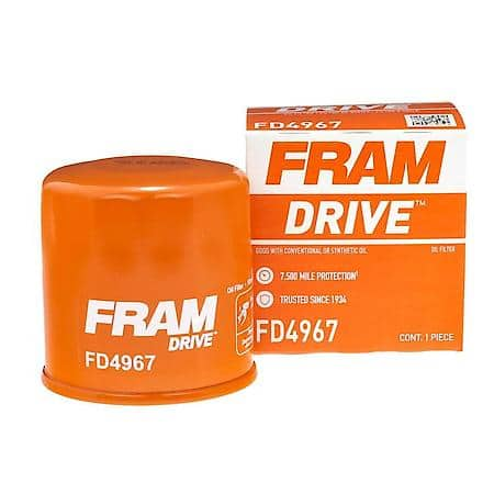 Spin-on Oil Filter: Ideal for Conventional Oil, Protection up to 7,500 miles