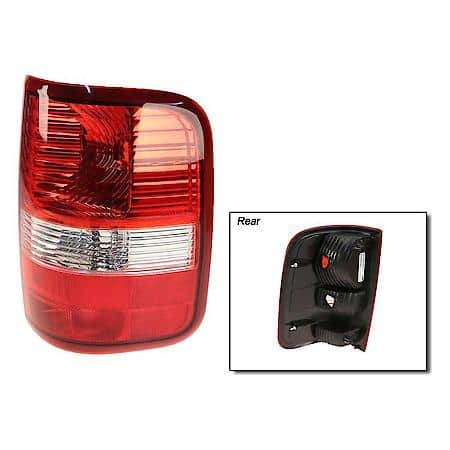 TAIL LIGHT ASSEMBLY