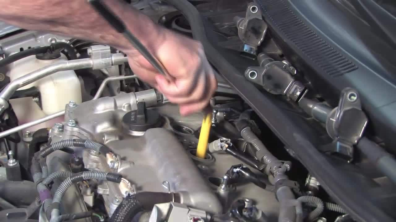 Spark Plug Install on Toyota Corolla 