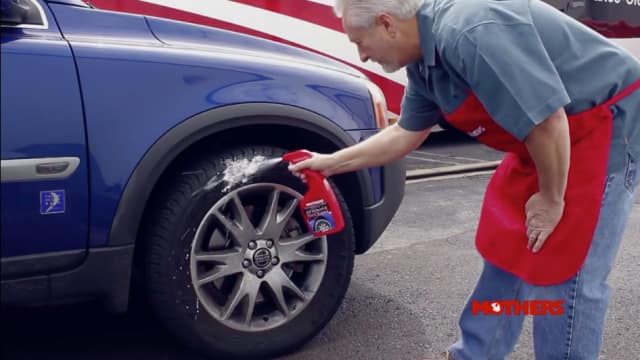 How to Clean Your Wheels and Tires with Mothers 